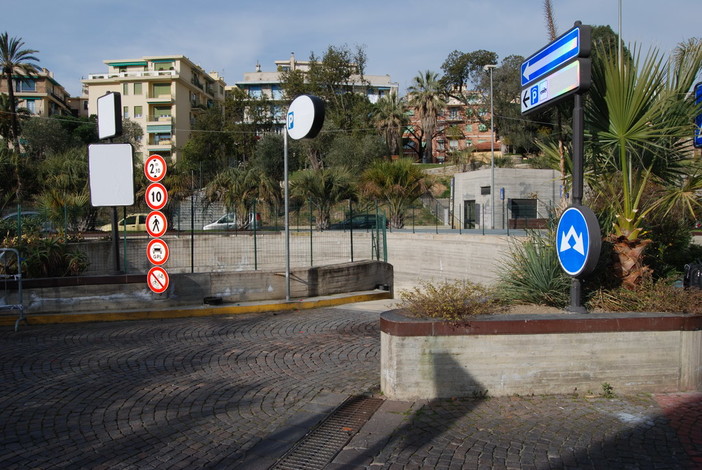 Sanremo: da martedì prossimo, interdetto l’accesso a veicoli e pedoni al parcheggio della ‘Nuova Stazione Ferroviaria’