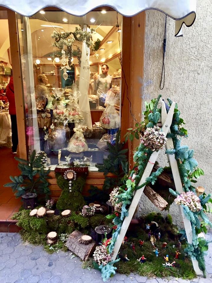 Riva Ligure: serie di iniziative per il mese delle feste Natalizie, ci sarà anche il Presepe in piazza Ughetto