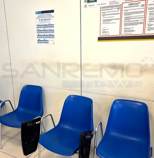 Sanremo: sala d'attesa del Pronto Soccorso sporca, la segnalazione di una nostra lettrice (Foto)