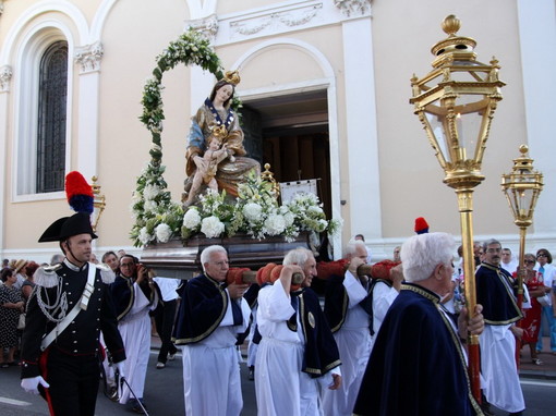 Diano Marina: Madonna del Carmine, questa sera la Processione in mare