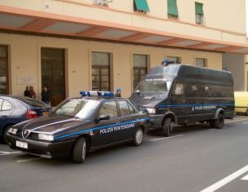 Ventimiglia: masso pericolante, chiuso Ponte San Luigi