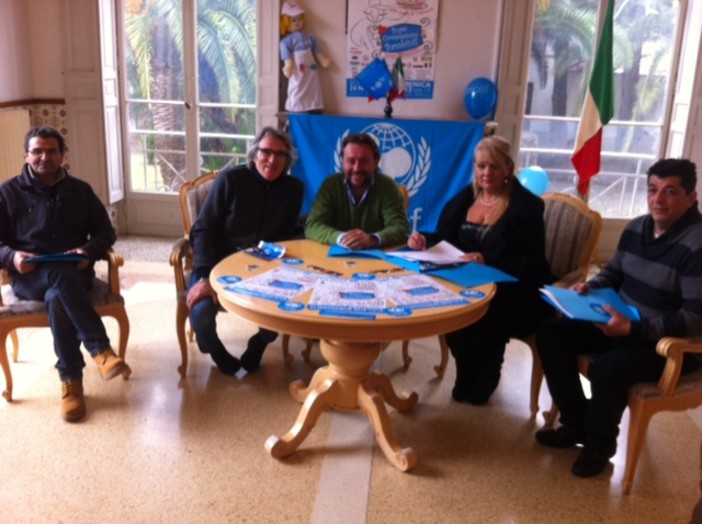 Una festa per il compleanno di tutti i bambini del mondo: la torta più lunga della Liguria domenica è a Bordighera