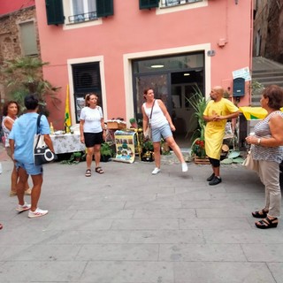 Civezza Passami l’Olio nuovo, torna la passeggiata nel borgo storico (Foto)