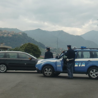 Ventimiglia: imponente controllo della polizia di frontiera, recuperata refurtiva per migliaia di euro e arrestati 3 stranieri