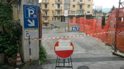 Imperia: potrebbe riaprire a breve il parcheggio di via Gazzano, la rassicurazione dell'Assessore Guido Abbo