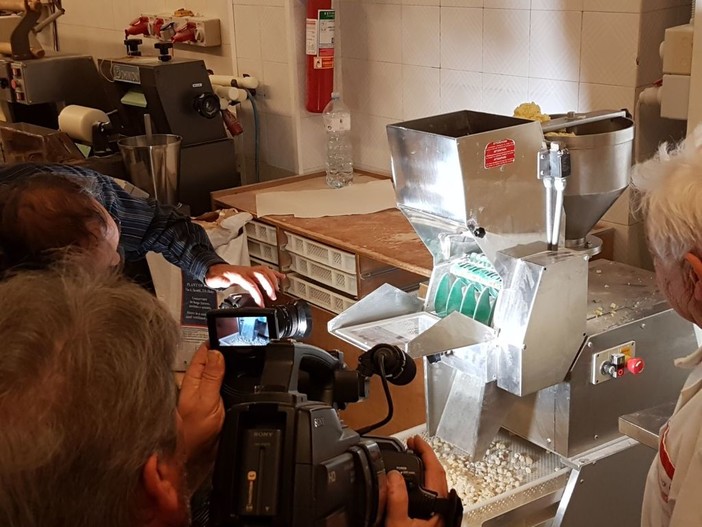 Nuovo video pubblicitario per la campagna di sensibilizzazione di Pasta Fresca Morena del mangiare bene in Liguria: ecco il dietro le quinte