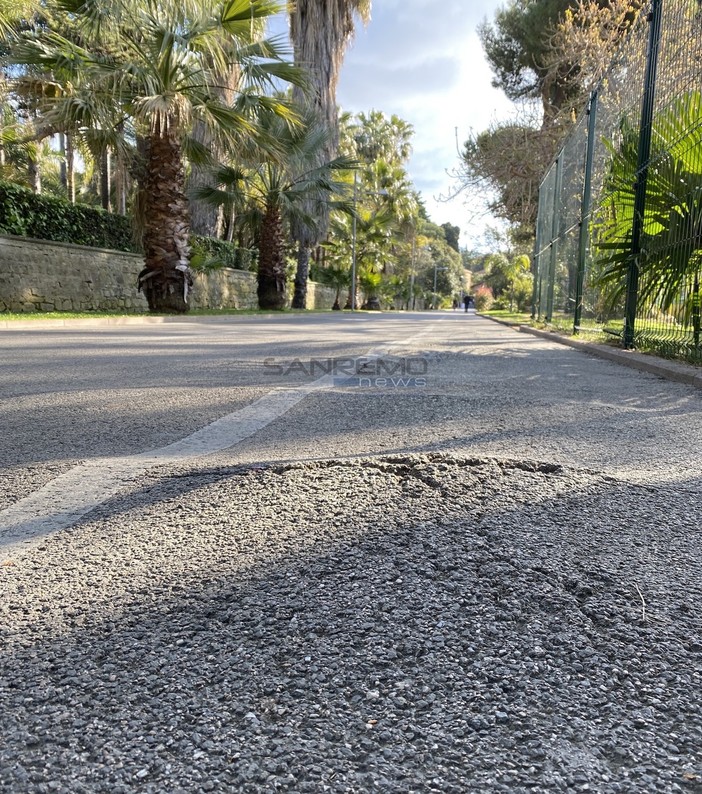 Sanremo: pista ciclabile in pessime condizioni, il commento e le richieste di una nostra lettrice