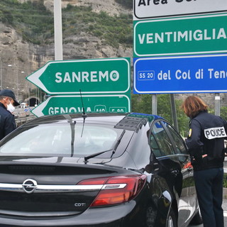 Ventimiglia: due mesi di arresti della Polizia di Frontiera tra aprile e maggio, 32 persone assicurate alla giustizia