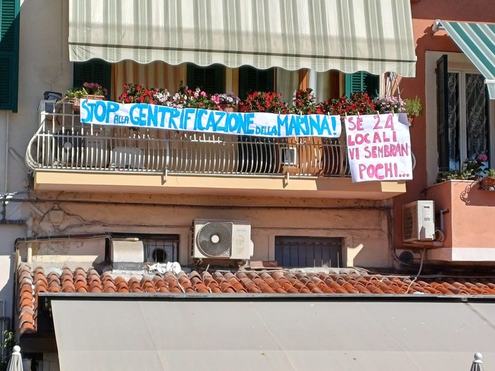 Sanremo: anche la politica fa arrabbiare i residenti &quot;Musica a tutto volume per gli aperitivi elettorali&quot;