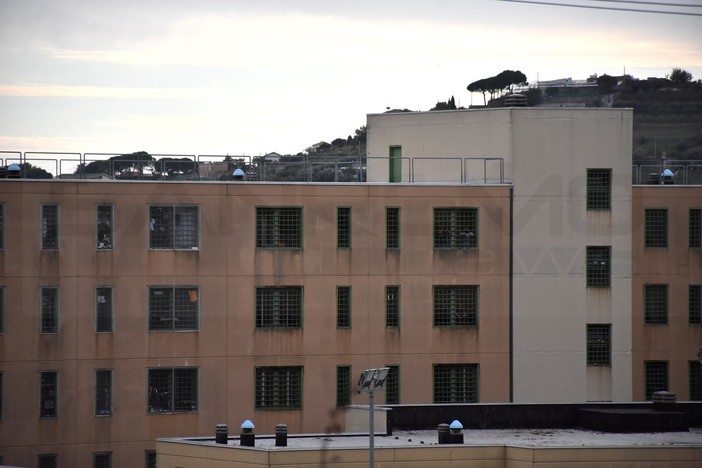 Sanremo: detenuto dà in escandescenze, pomeriggio di alta tensione ieri nel carcere di Valle Armea