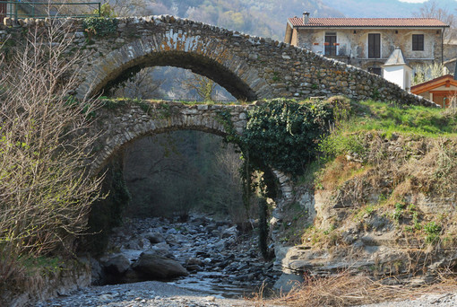 Molini di Triora: approvati dalla Giunta i lavori di ripristino del ponte verso il 'Laghetto delle Noci'