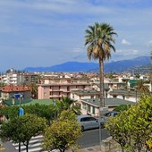 Bordighera: sanzioni per le insegne pubblicitarie, l'Amministrazione costituirà un tavolo con le categorie del settore