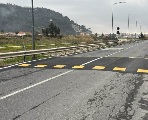 Nuovi passaggi pedonali rialzati a Camporosso, Gibelli: &quot;Per costringere i veicoli a rallentare&quot; (Foto)