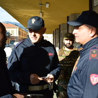 Ventimiglia: nigeriano irregolare di 28 anni scortato al CPR di Trapani in attesa di espulsione