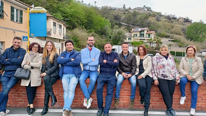 La lista 'X Vallecrosia' incontra gli abitanti del centro storico, Quesada: &quot;Momento di confronto&quot;  (Foto e video)