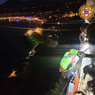 Ventimiglia: portato in ospedale nella notte il migrante caduto nel dirupo ieri sera in corso Mentone