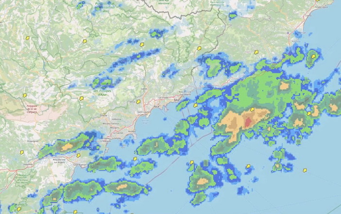 Maltempo sul Ponente: le immagini del radar con la progressione delle piogge e dell'inondazione