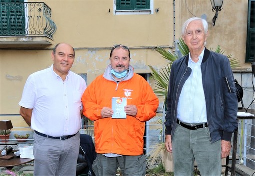 Claudio Porchia, il sindaco di Pigna Roberto Trutalli e Riccardo Ruggeri