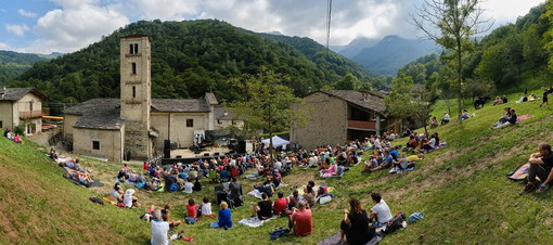 Dal Piemonte: la voce di Tosca per il gran finale del Roumiage a Coumboscuro
