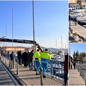 Sanremo, rimozione di una barca al porto vecchio: chiusa al traffico via Nazario Sauro (Foto)