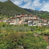 Giornata ecologica a Rocchetta Nervina, al via la pulizia del torrente Barbaira (Foto)