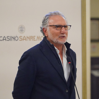 Sanremo: Roberto Ravera al Casinò con ‘Sierra Leone antropologia di un mondo a parte’ (Video)