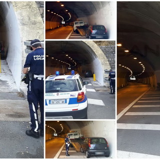 Sanremo: auto abbandonata da 15 giorni in Aurelia Bis, alla fine intervengono gli agenti della Municipale (Foto)