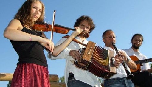 Ventimiglia: questa sera in piazza San Michele nella città alta il concerto dei 'Roussinhol'