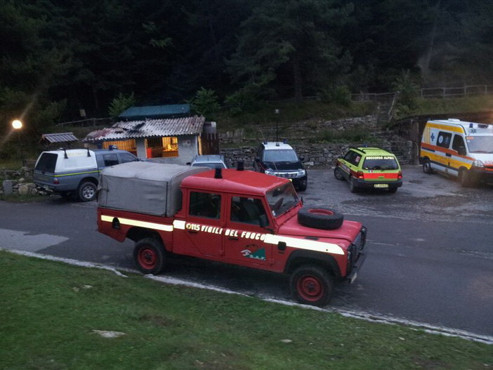 Ritrovati sani e salvi i due fungaioli dispersi da ieri nella zona di Gouta, a breve il recupero