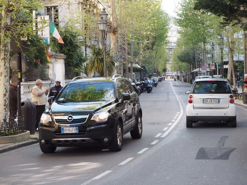 Sanremo: modifiche alla viabilità del centro, lettore &quot;Bisogna avere il 'coraggio' di agire&quot;