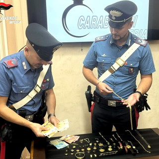 Nuova truffa del finto avvocato ad un'anziana: i Carabinieri arrestano i malviventi padre e figlio (Foto)