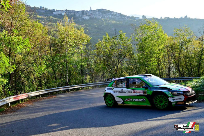 70° Rallye Sanremo, sfida al vertice fra Basso e Andolfi: lotta aperta sul filo dei secondi