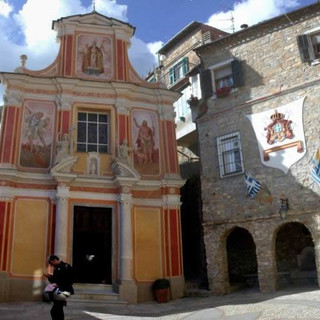 Visita gratuita, domani a Seborga, per il 1° anniversario della Bandiera Arancione