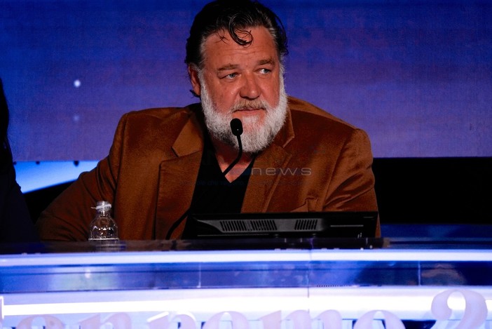 Russell Crowe in sala stampa al Teatro Ariston (Duilio Rizzo)