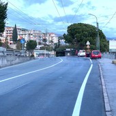 Sanremo: modificata la segnaletica di corso Marconi a Pian di Poma, rifatto anche il marciapiede (Foto)