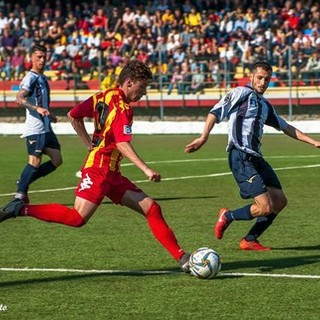 Samuele Roda in azione con la maglia del Finale