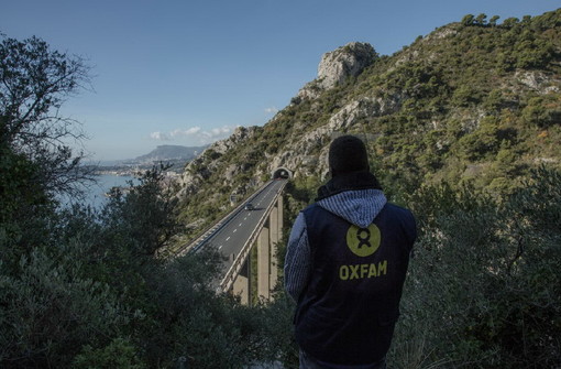 'Se questa è Europa': nel report di Oxfam la situazione dei migranti al confine italo-francese di Ventimiglia (Foto e Video)