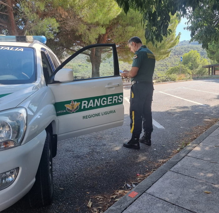 Abbandoni in autostrada: pattuglie dei Rangers D’Italia anche della nostra provincia sulla A10 (Foto)