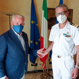 Imperia: visita di commiato del Comandante Semeraro, il Sindaco “Ha fornito una contributo importante alla crescita della città”