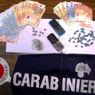 Sanremo: blitz dei Carabinieri in via Martiri, in manette 25enne del Gabon trovato in possesso di droga 'colorata'