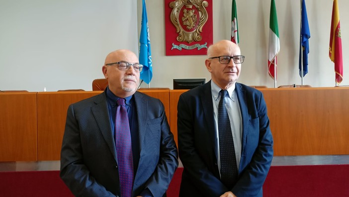 Ventimiglia: in comune la cerimonia di saluto alla città del commissario prefettizio Samuele De Lucia (Foto e video)