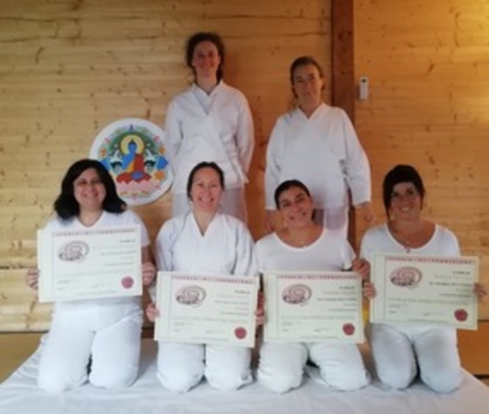 Camporosso: consegnati i diplomi di formazione shiatsu della scuola Enkei