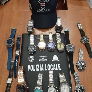 Sanremo: serie di sequestri di griffes fasulle nel centro della città, interventi della Polizia Municipale (Foto)