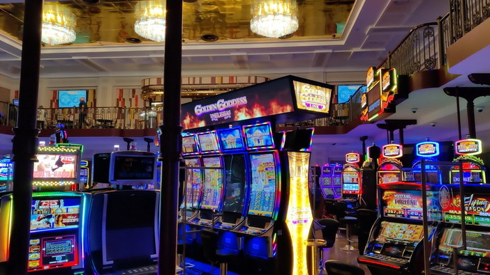 Sanremo: prima giornata di apertura e il Casinò incassa 128mila euro, soddisfazione del Cda