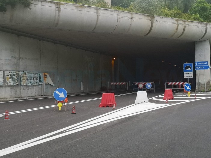 Maltempo, chiusi alcuni tratti stradali in provincia di Imperia. Disagi alla circolazione anche tra le province di Cuneo e Verbano-Cusio Ossola