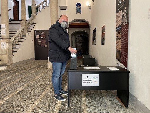 Riva Ligure: accesso agli uffici pubblici, installato lettore digitale di Green Pass