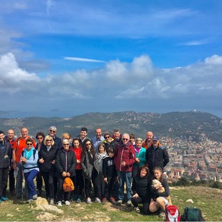 San Bartolomeo al Mare: 'Sui Sentieri del Golfo', oltre 30 partecipanti per l'escursione di Pasquetta