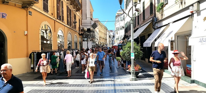 Sanremo: sabato 10 e domenica 11 agosto torna l'appuntamento con i “Saldi di Gioia”