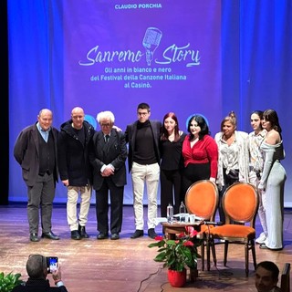 La Storia del Festival di Sanremo ha incantato il pubblico di Garlasco (PV). Le immagini in bianco e nero degli anni al Casinò dell'Archvio Moreschi regalano ancora grandi emozioni