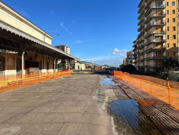 Taggia: sindaco, assessori e consiglieri di maggioranza visitano il cantiere di Park 24